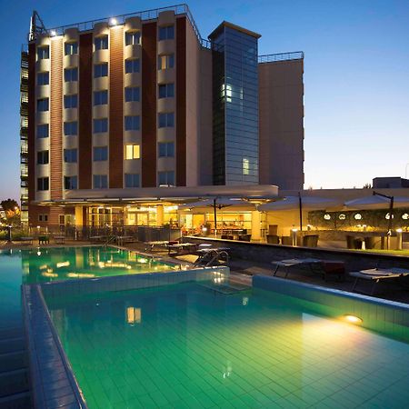 Novotel Salerno Est Arechi Esterno foto