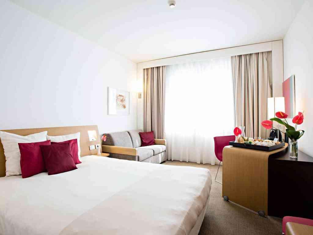 Novotel Salerno Est Arechi Esterno foto
