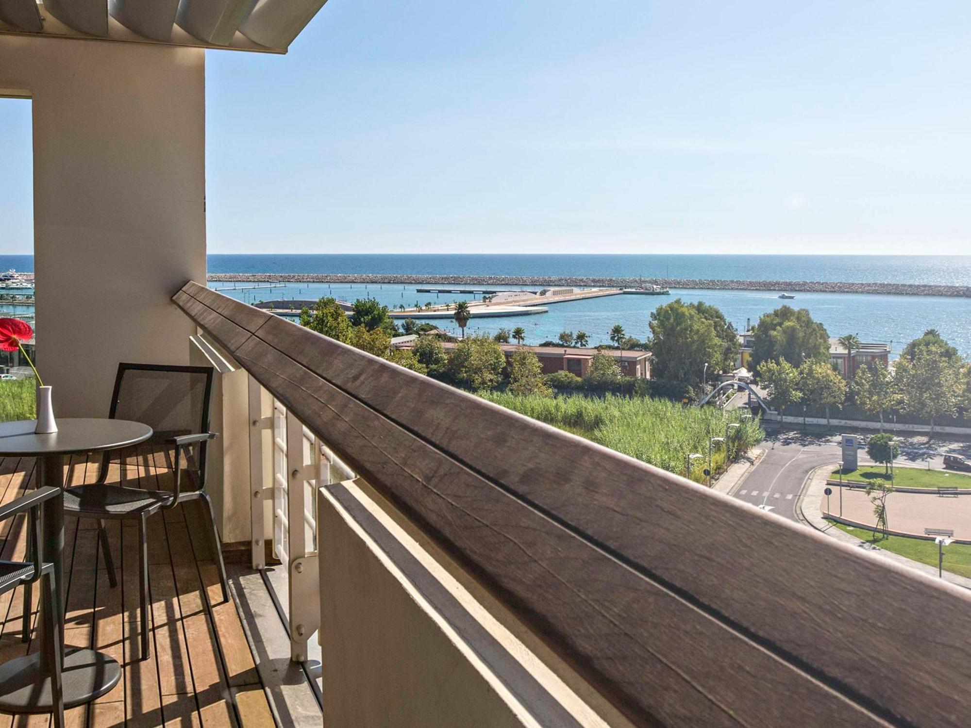 Novotel Salerno Est Arechi Esterno foto