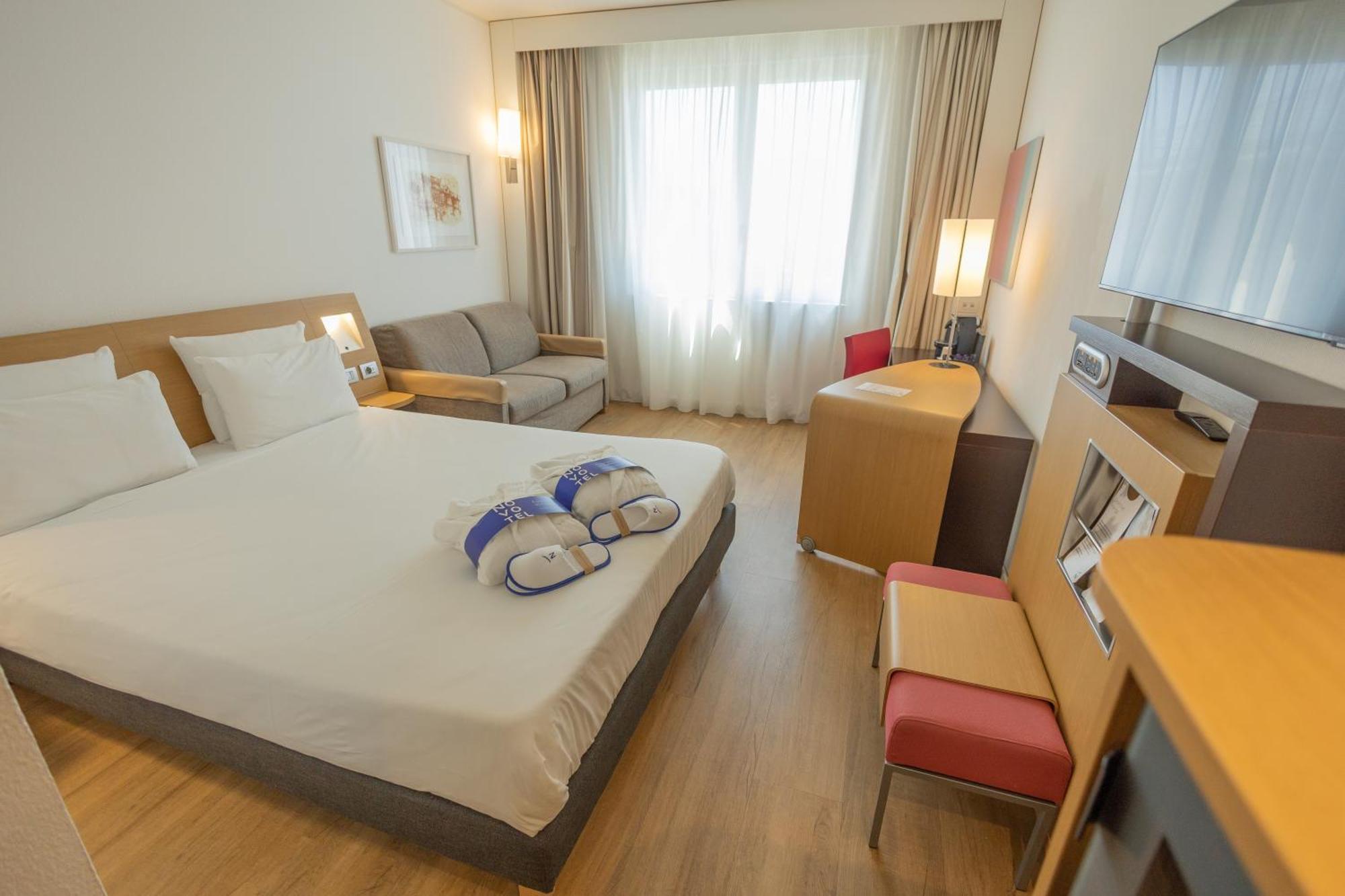 Novotel Salerno Est Arechi Esterno foto