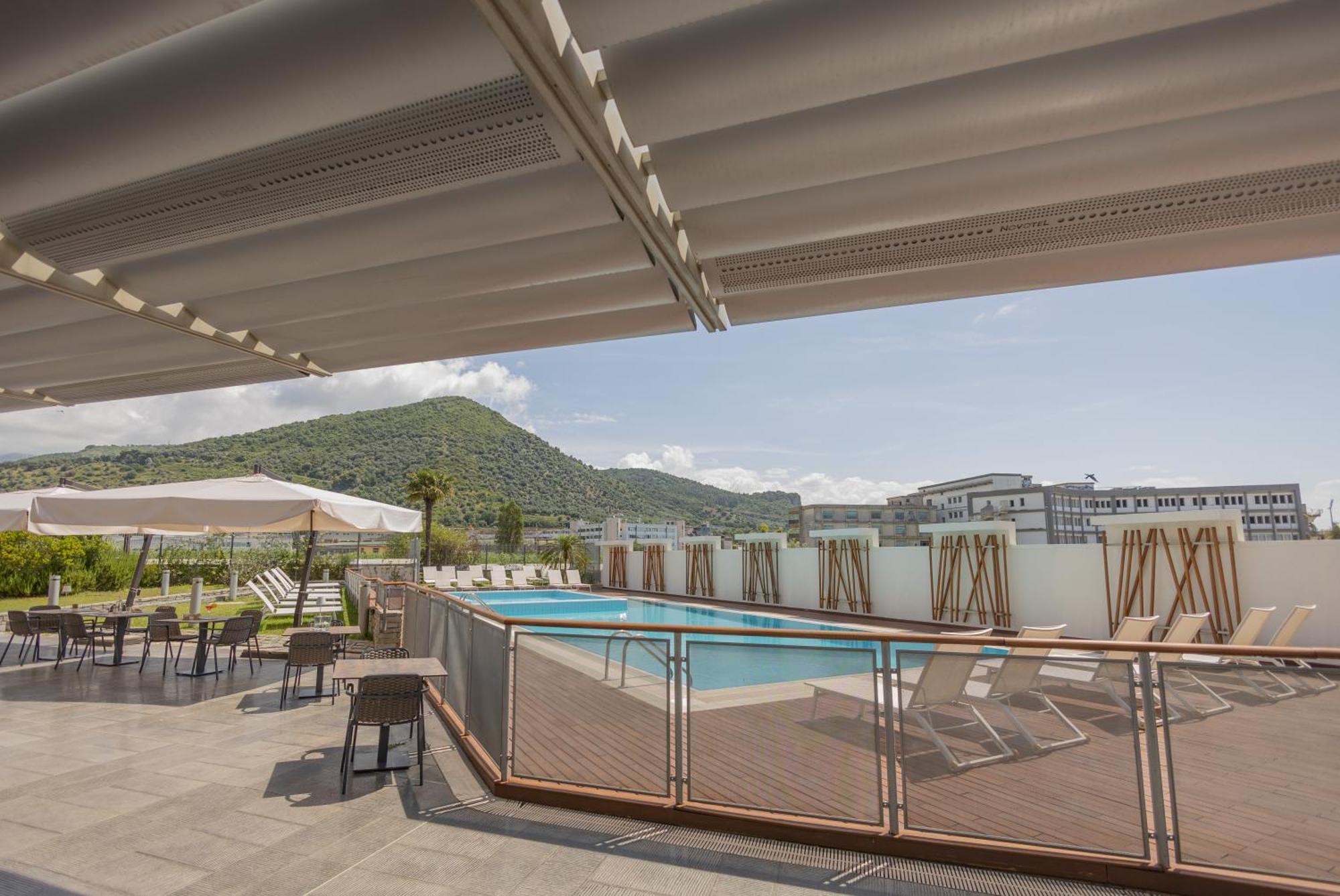 Novotel Salerno Est Arechi Esterno foto