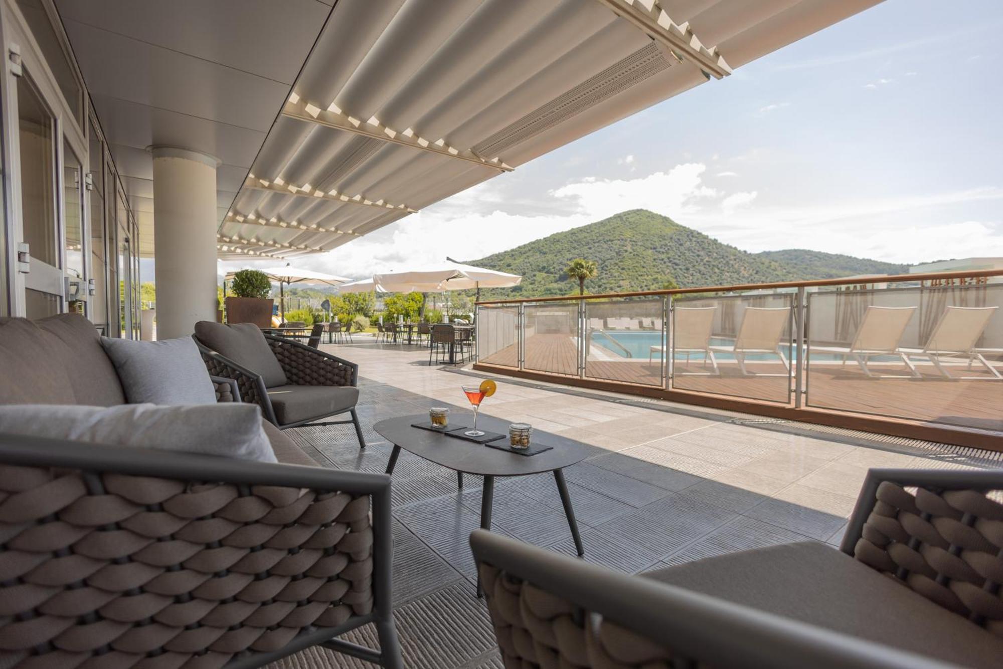 Novotel Salerno Est Arechi Esterno foto
