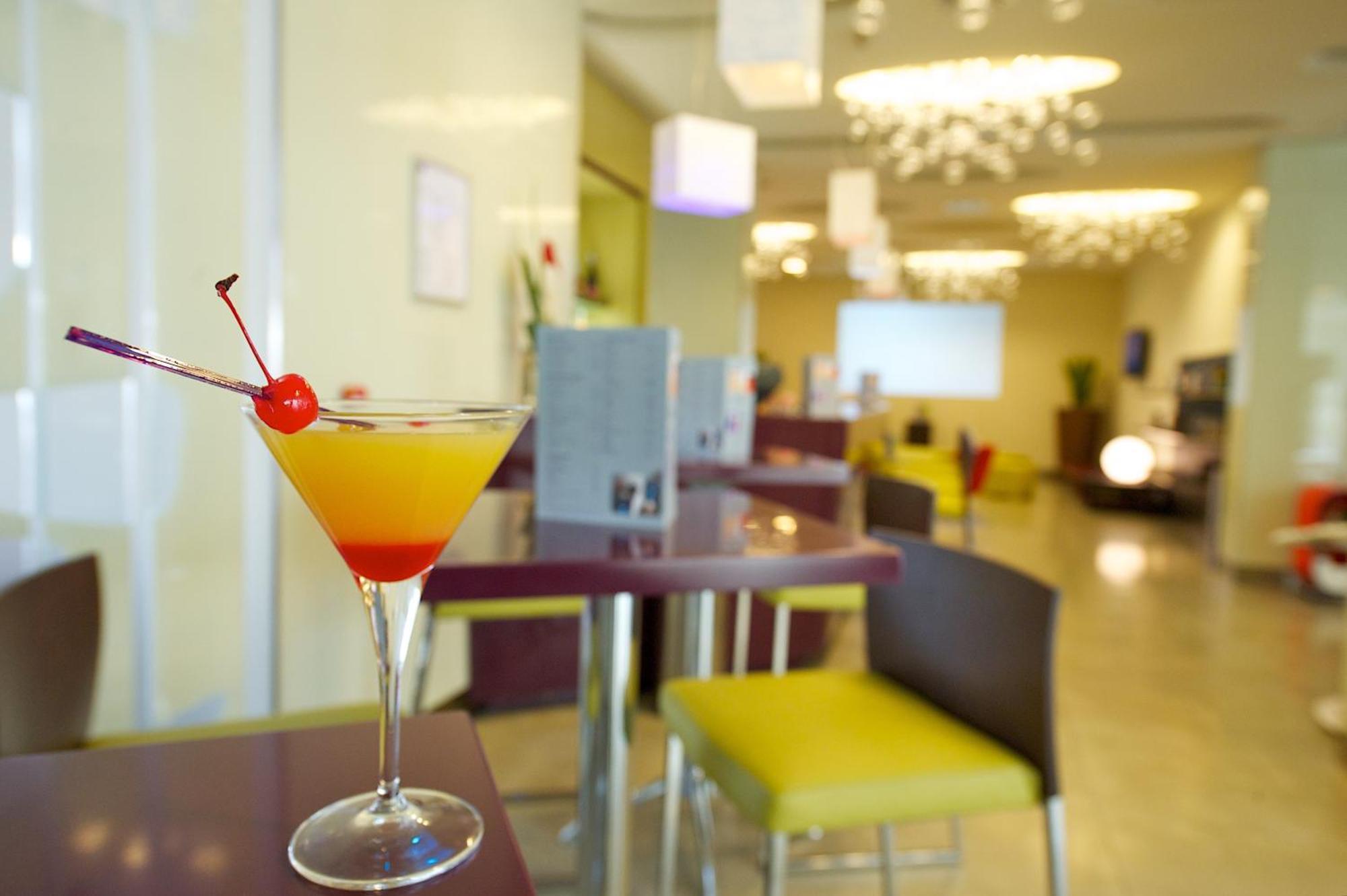 Novotel Salerno Est Arechi Esterno foto